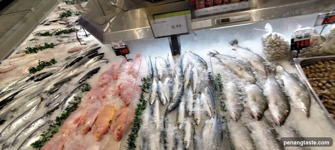 Fish Market Display
