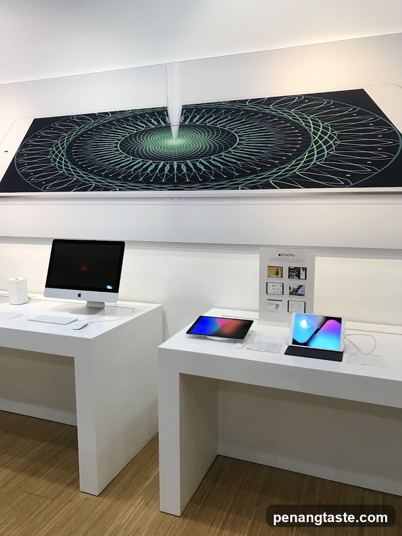 Apple Store Interior Display