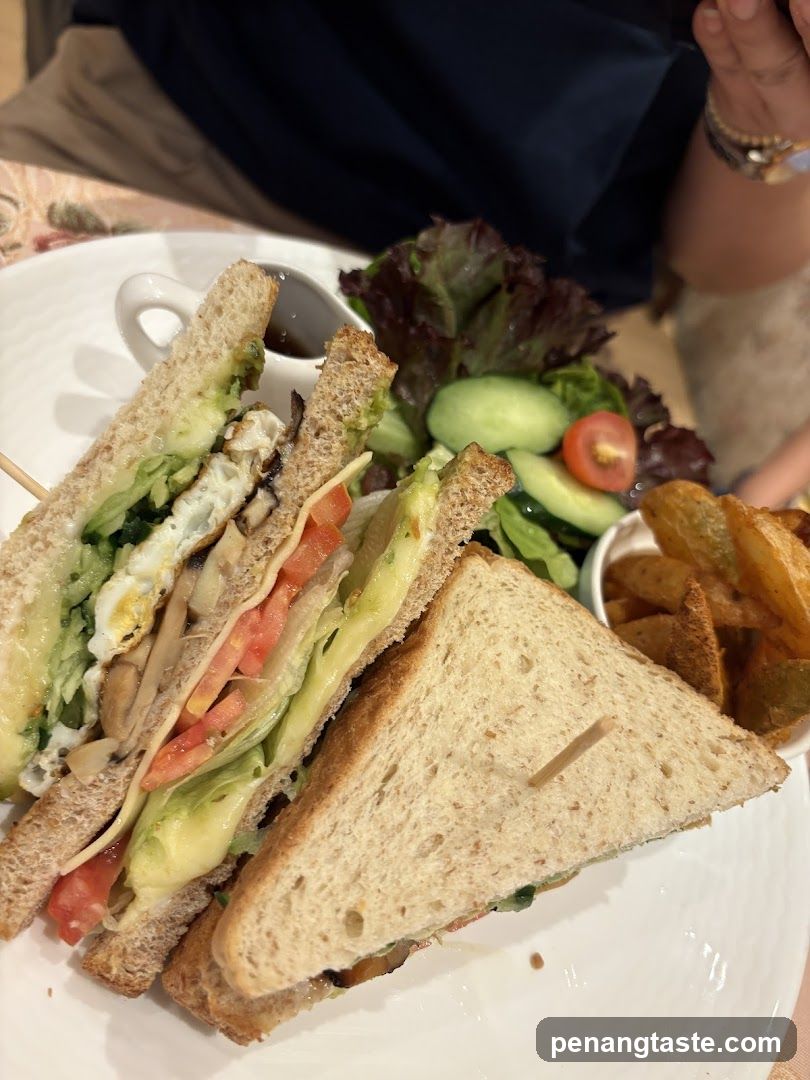 Sandwich Plate with Side Dishes