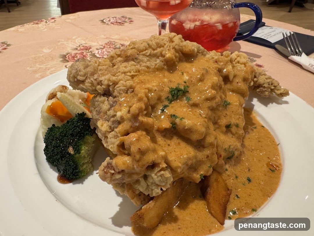 Dinner Plate with Fried Chicken and Sauce
