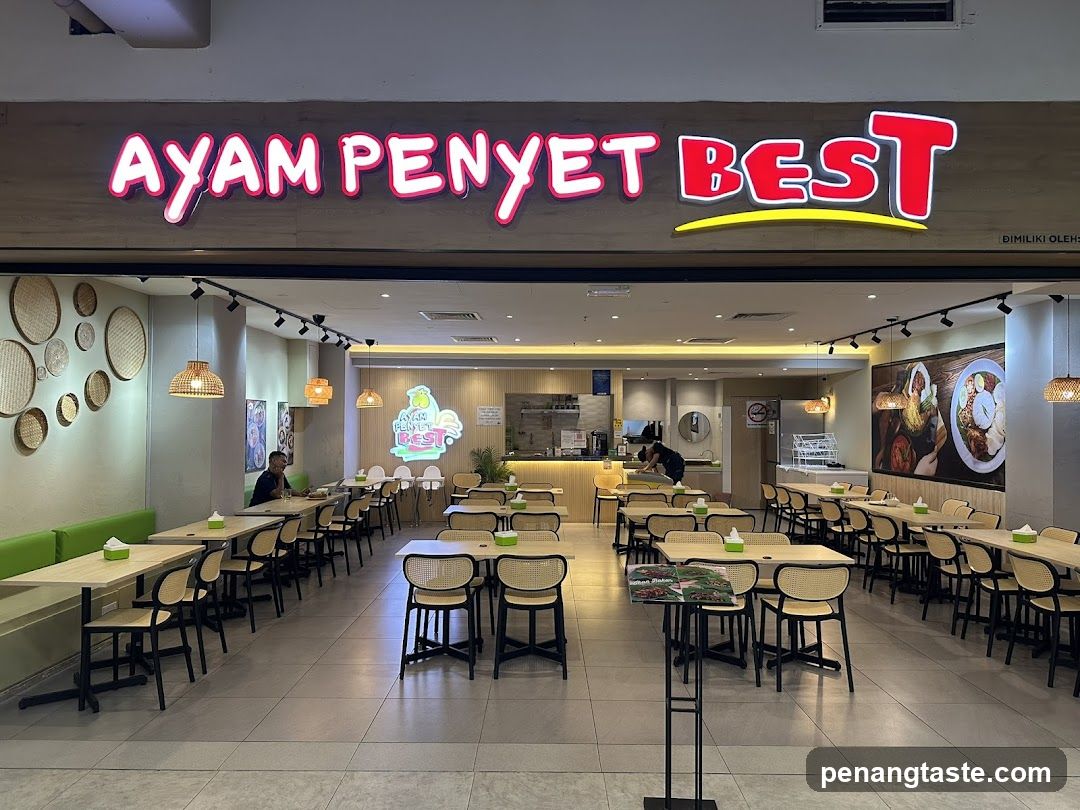 Ayam Penyet Best Restaurant Interior
