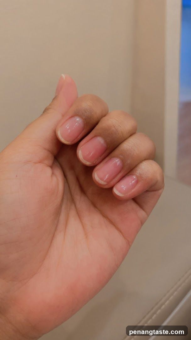 Hand with natural nails