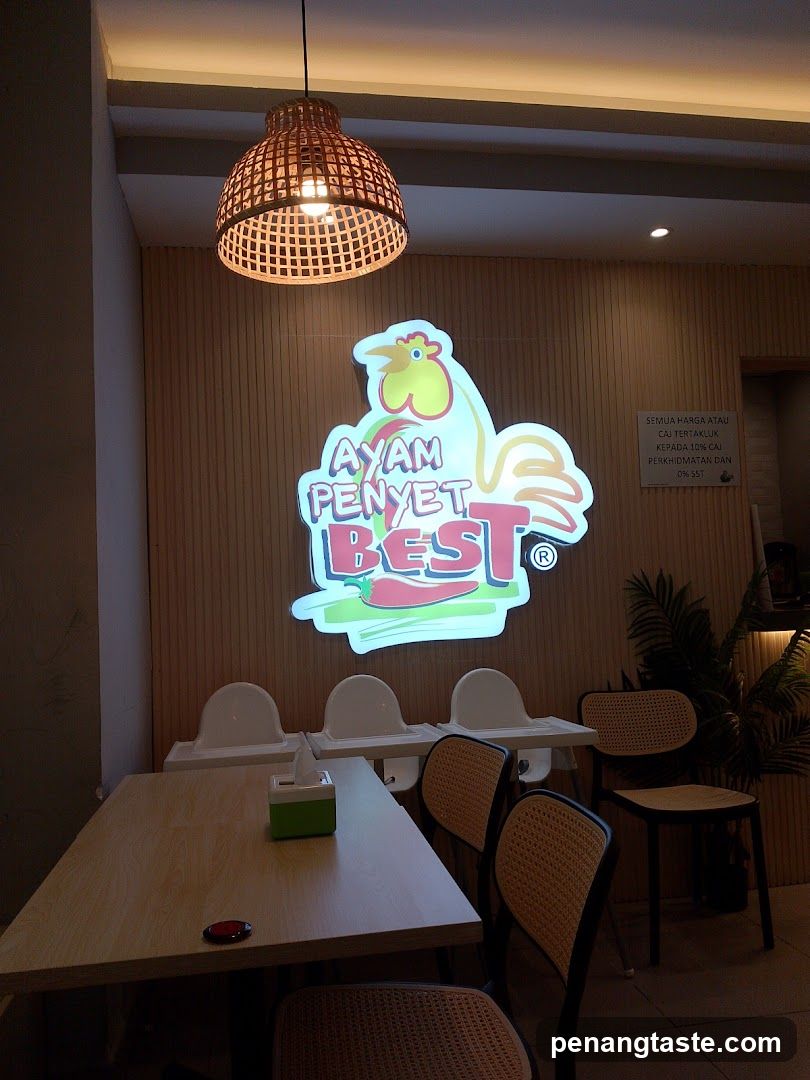 Ayam Penyet Best Interior