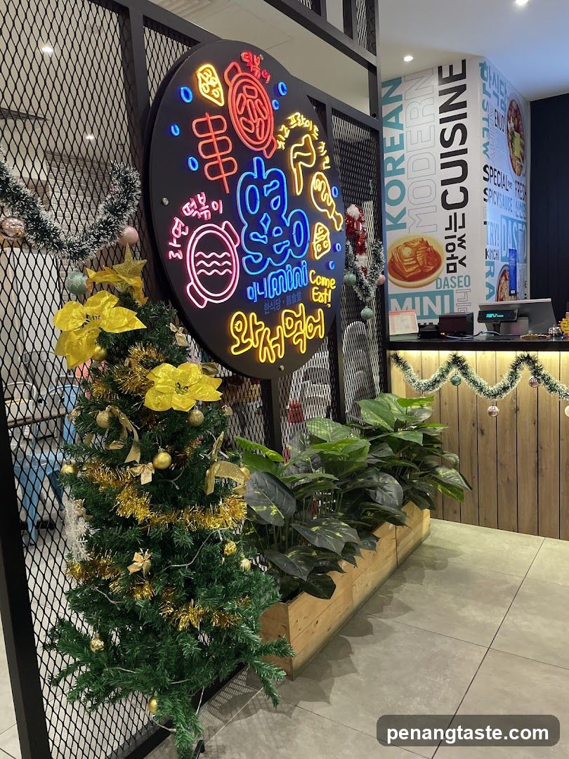 Restaurant Interior Decor