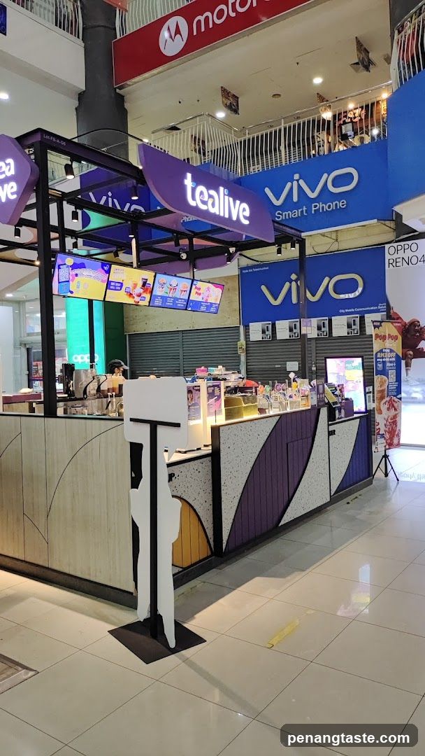 Tealive Storefront Interior