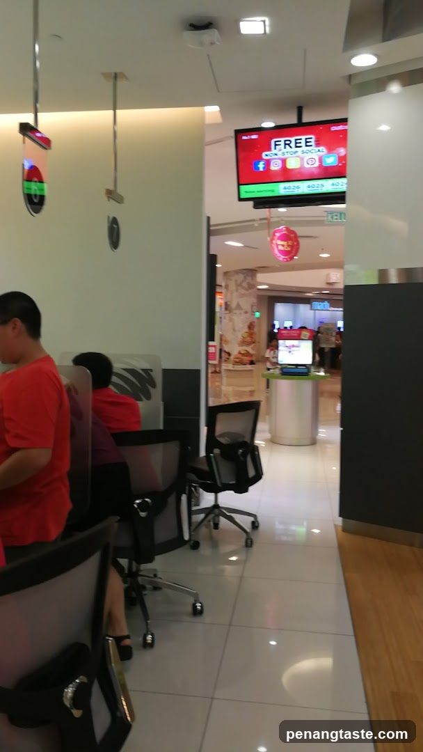 Maxis Centre