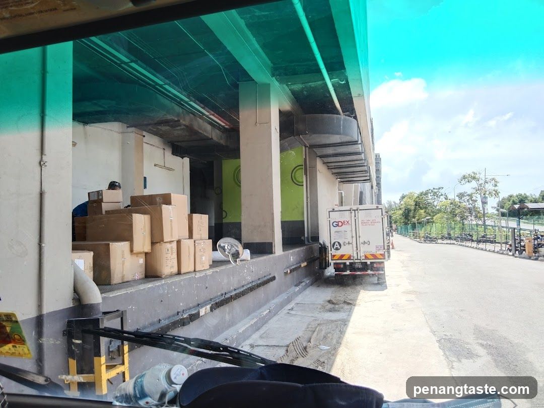 Delivery Hub Exterior