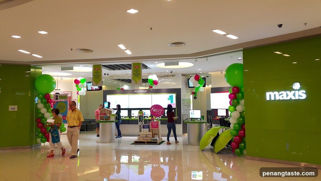 Maxis Store Interior