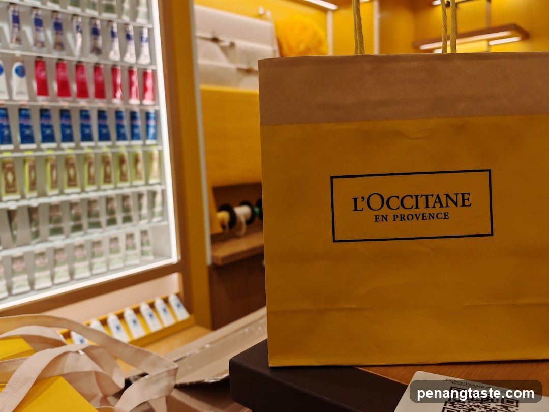 L'Occitane en Provence Store Interior