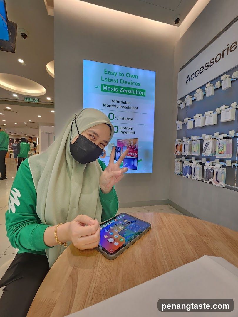 Customer in electronics store