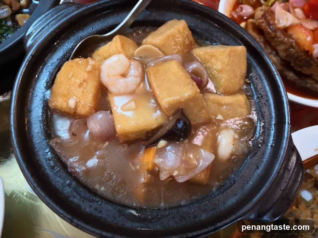 Food dish in clay pot