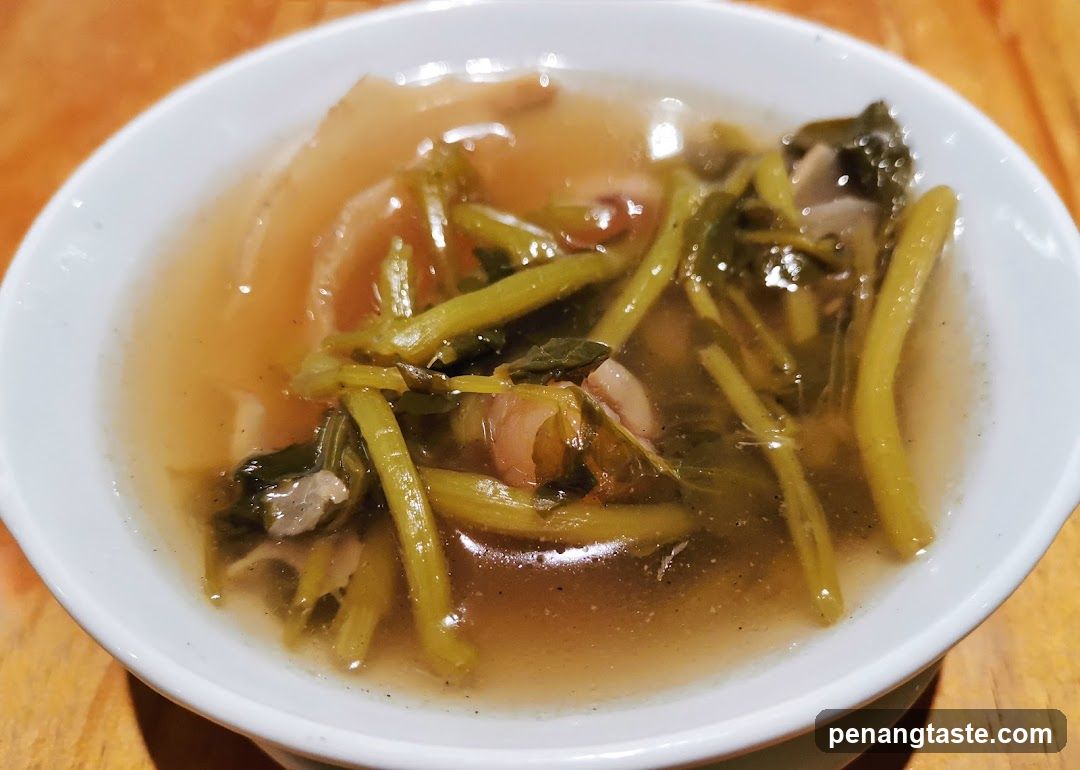 Soup in bowl