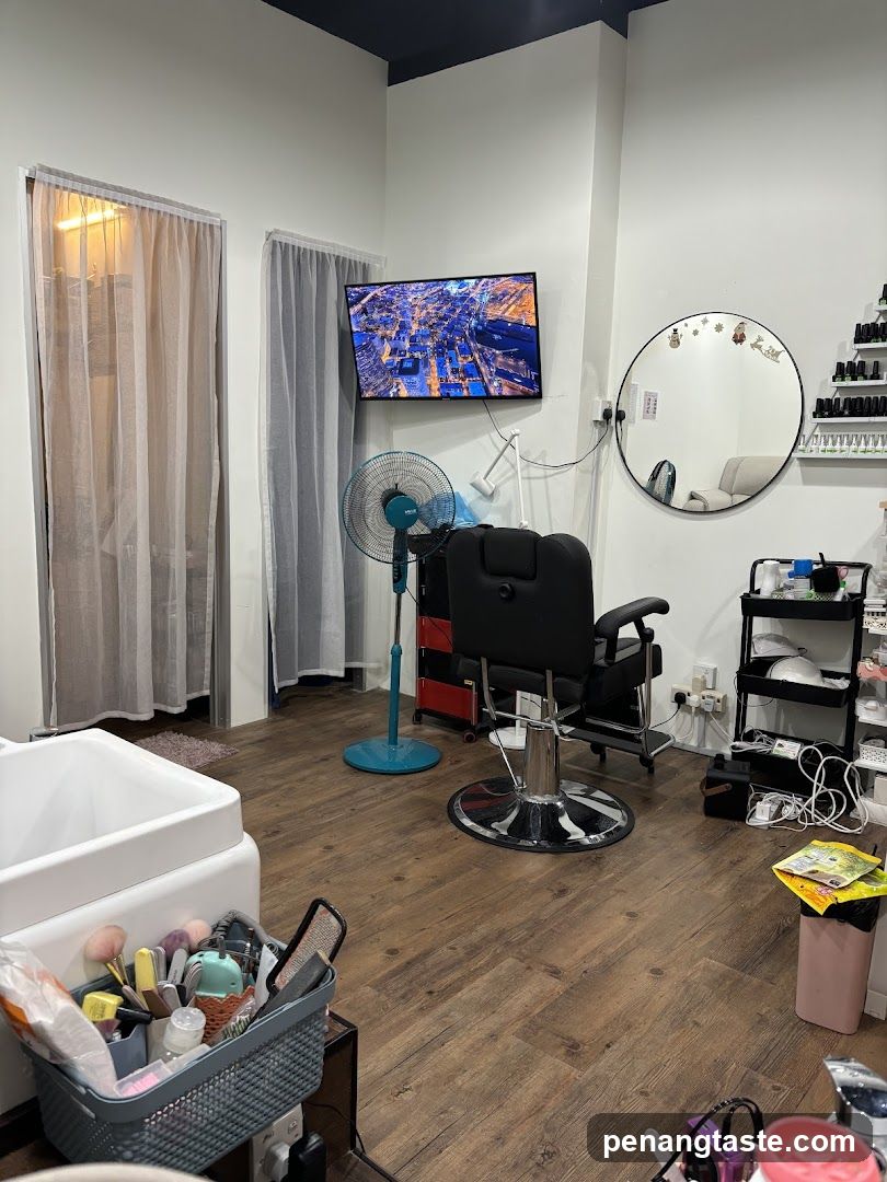Studio 23 Nail & Beauty Salon