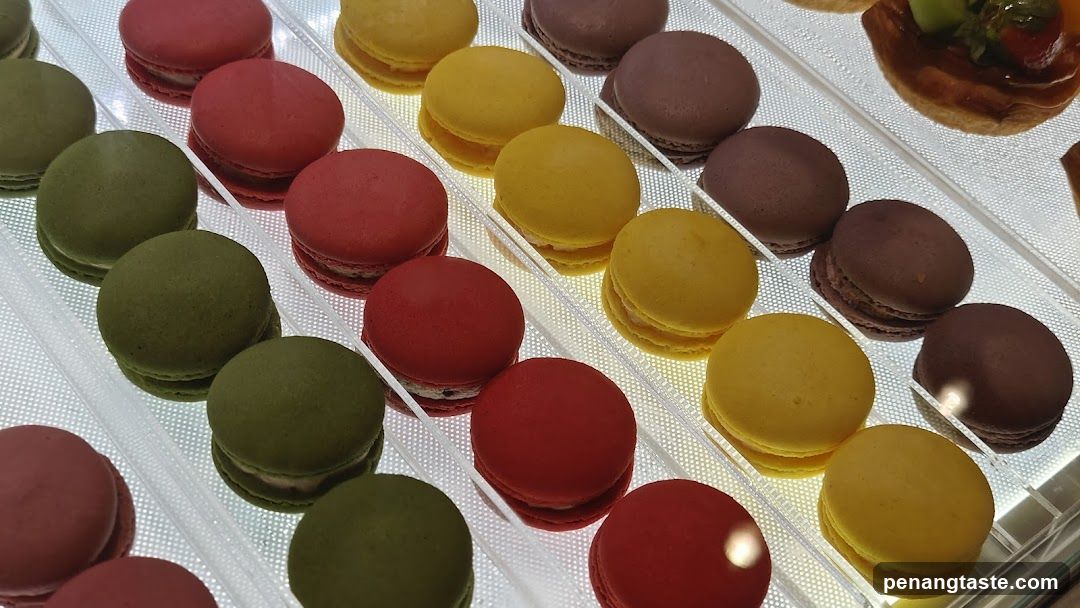 Macarons Display