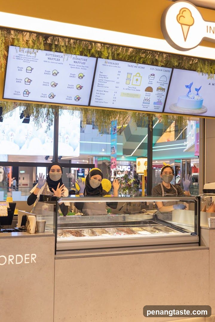 Ice Cream Shop Counter