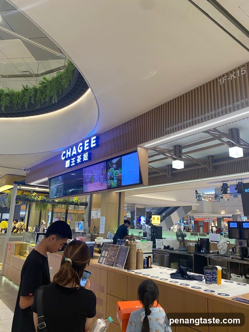 CHAGEE storefront interior view