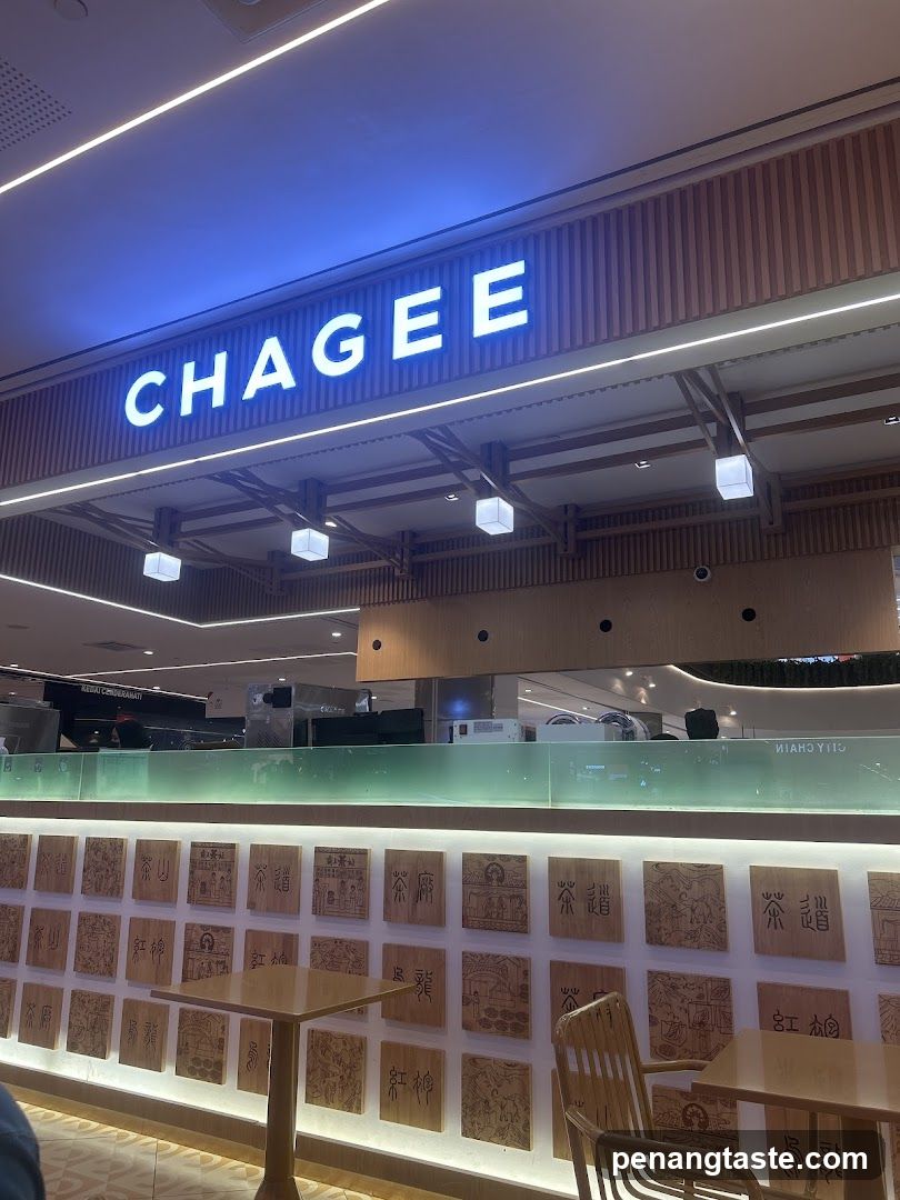 CHAGEE storefront interior view