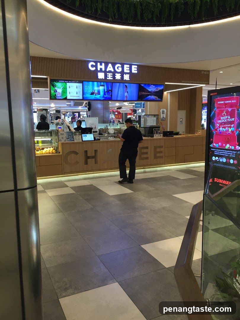 CHAGEE storefront interior view