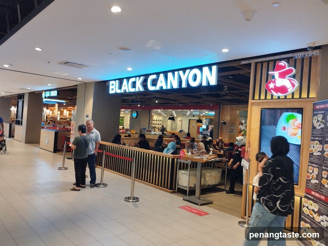Black Canyon Restaurant Interior
