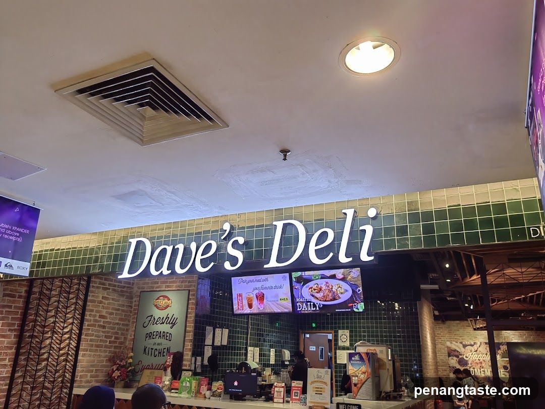 Dave's Deli Interior View