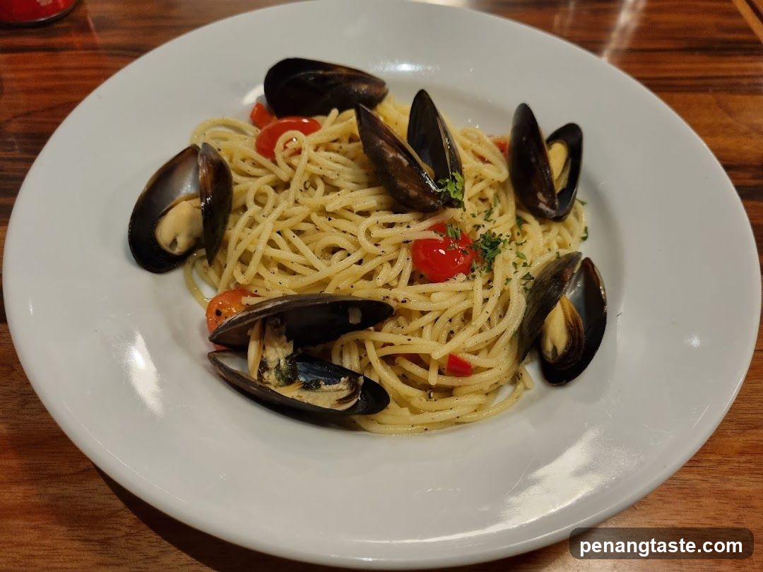 Mussels and Pasta Dish