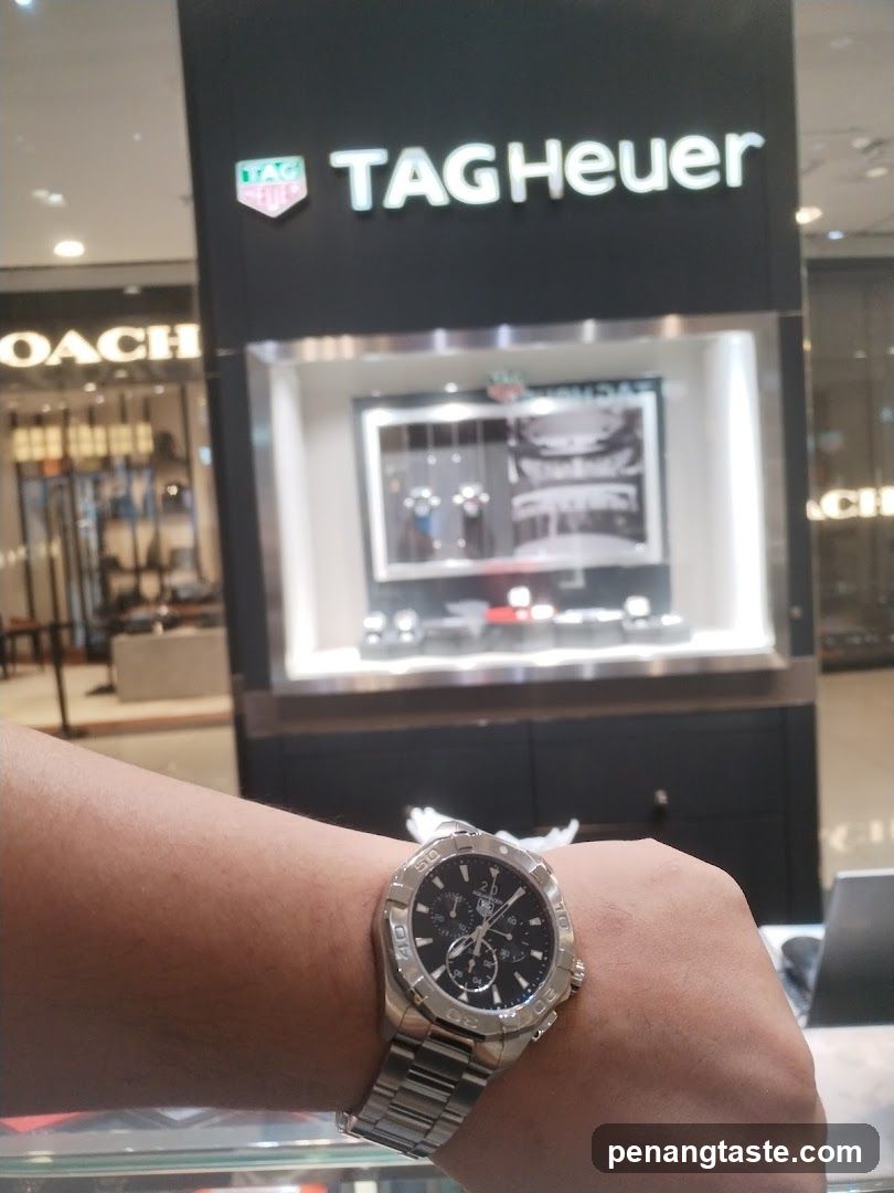 TAG Heuer Watch Display