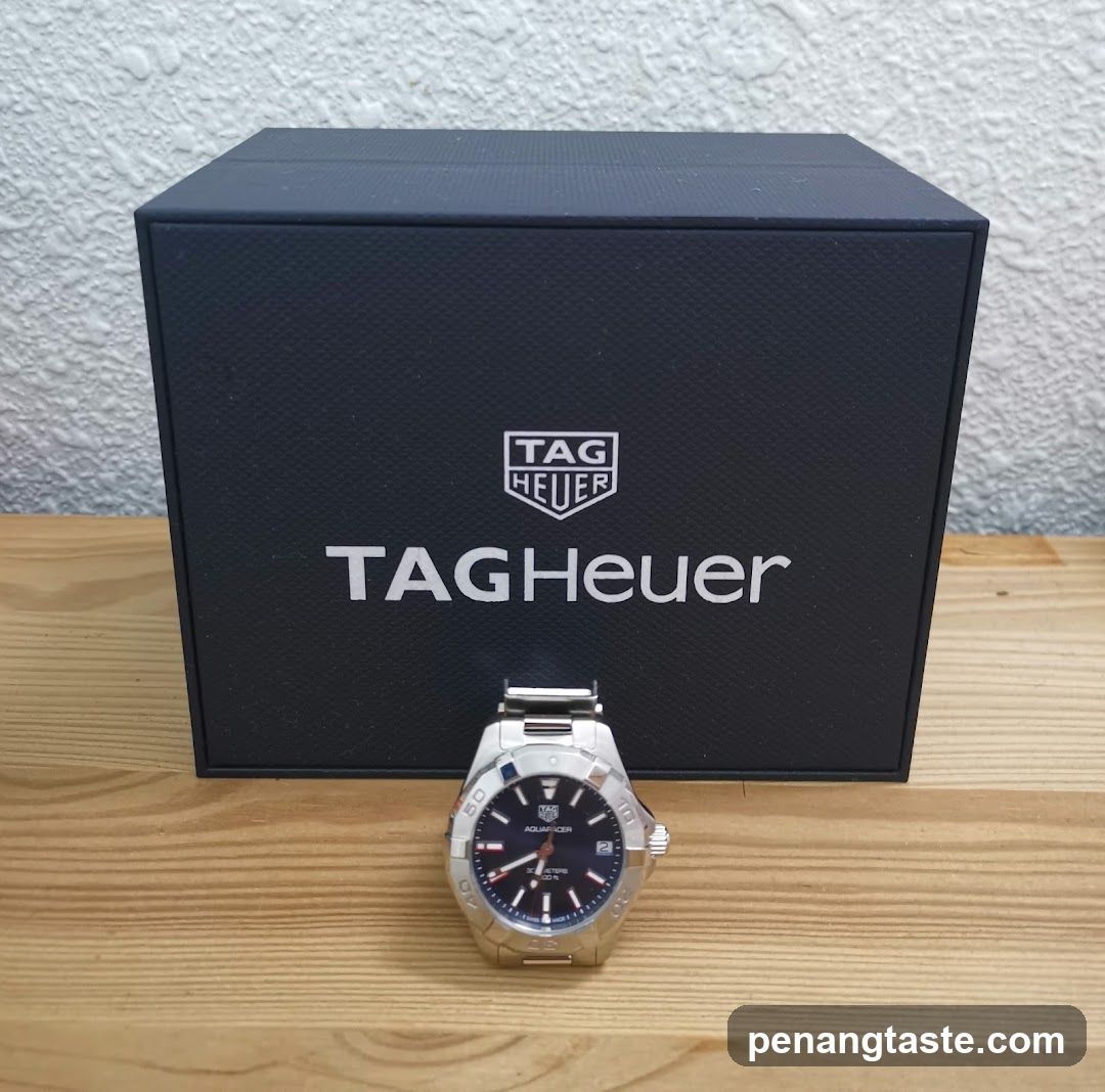 TAG Heuer Watch Display