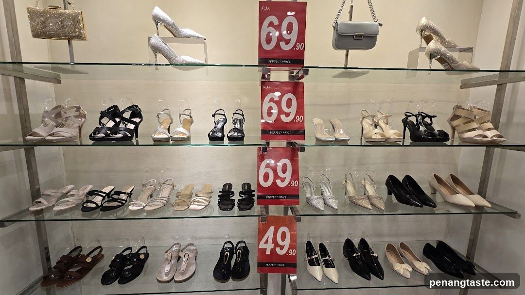 Shoe Display Shelf