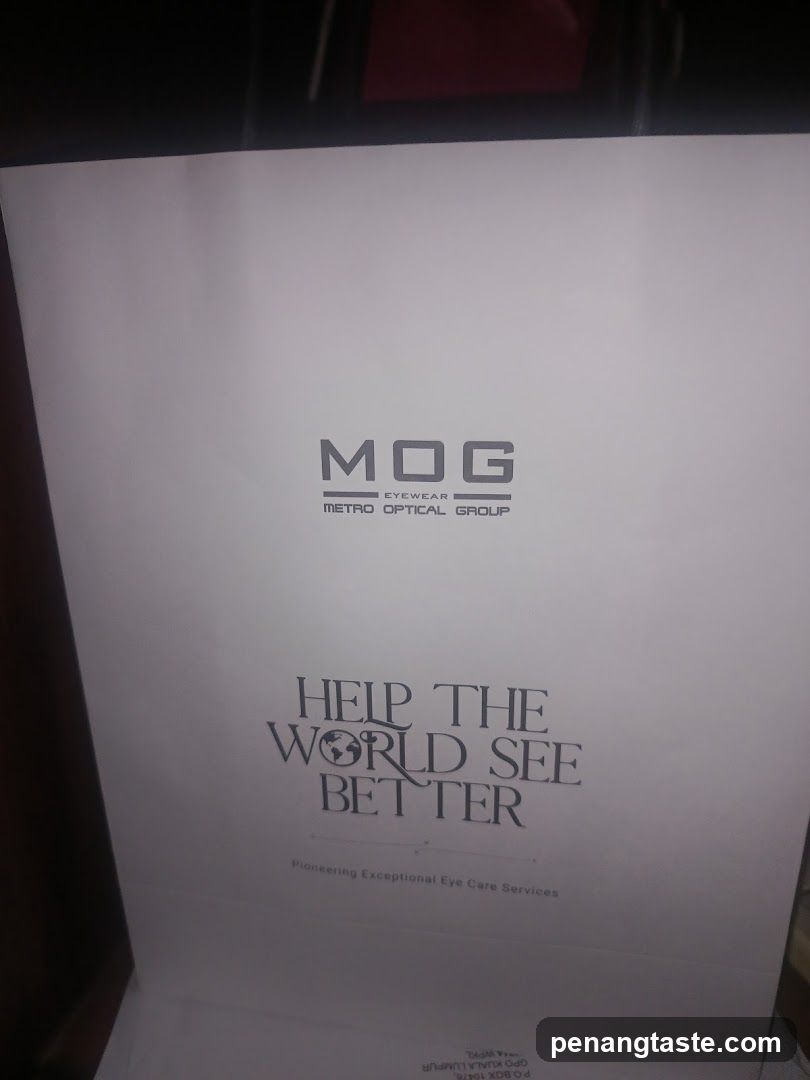 MOG Eyewear Flyer