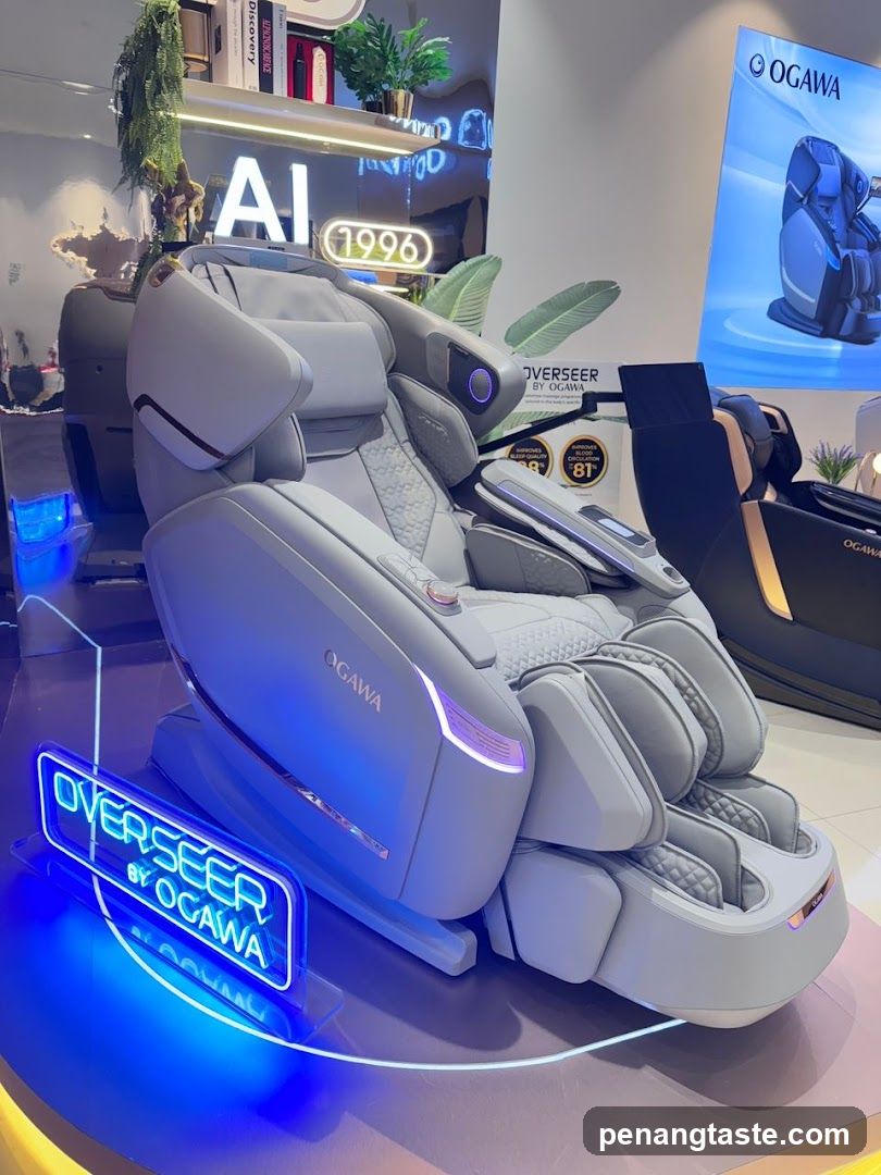 Ogawa Overseer Massage Chair Display