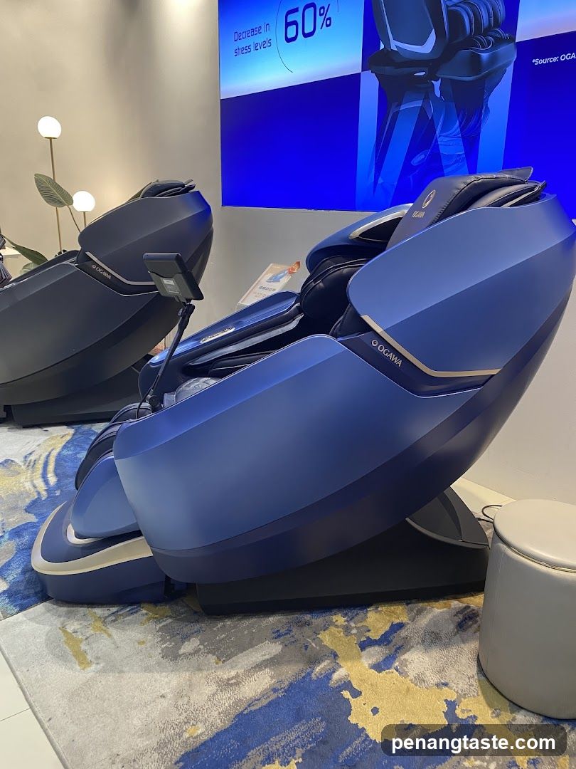 Massage Chair Display