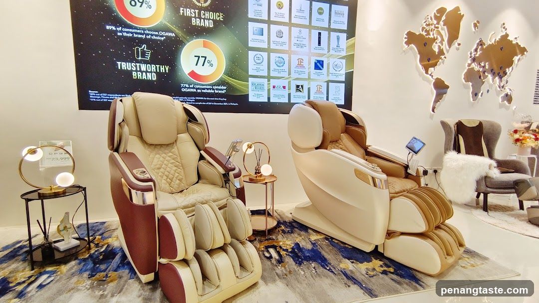 Massage Chair Display
