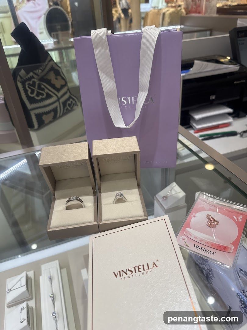 Jewelry Display with Shopping Bags and Boxes