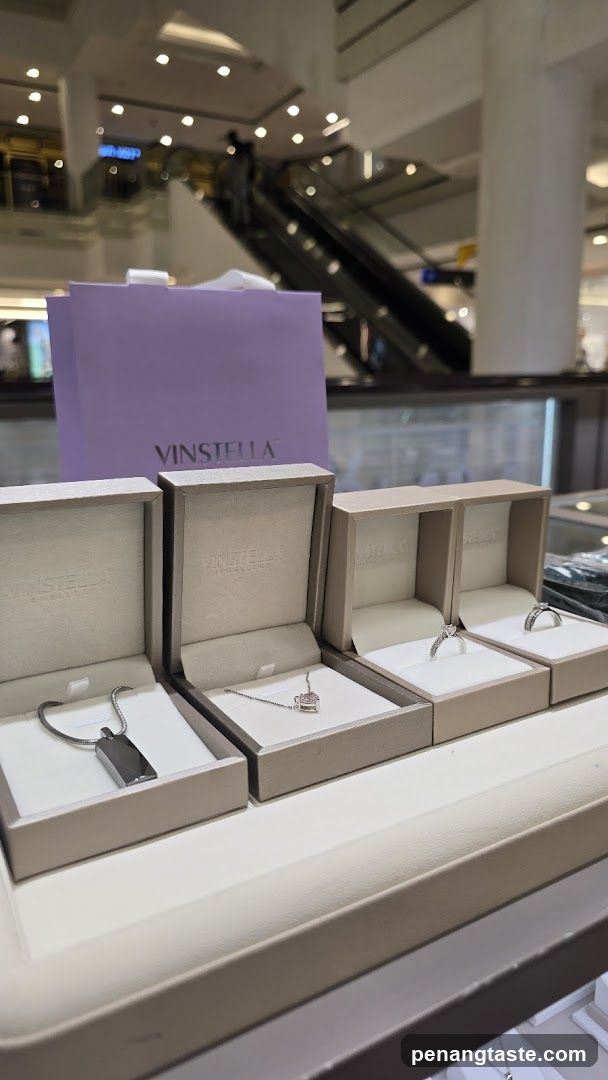 VINSTELLA Jewelry Display