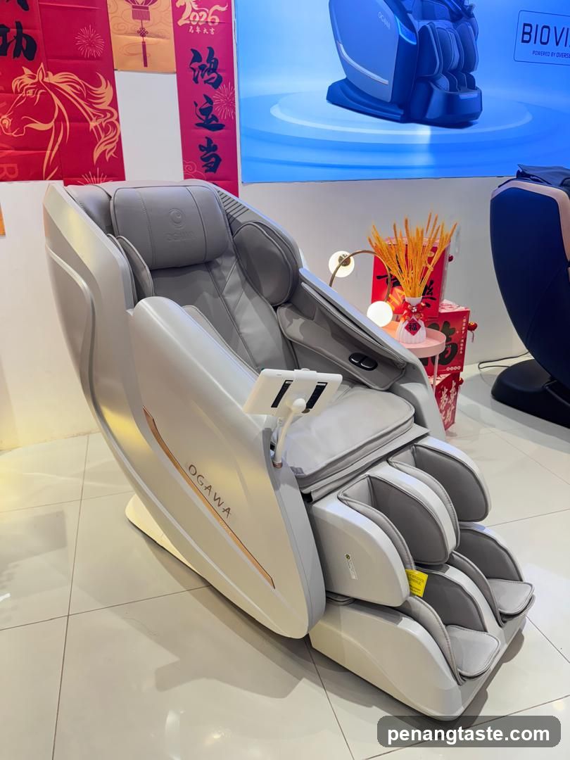 Ogawa Massage Chair Display