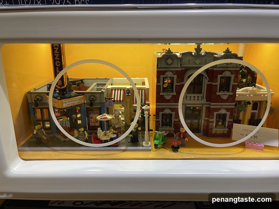 LEGO City Scene Display