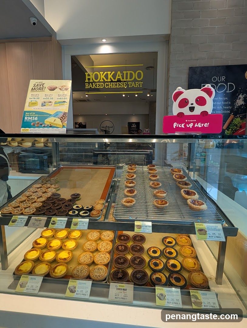 Hokkaido Baked Cheese Tart Display