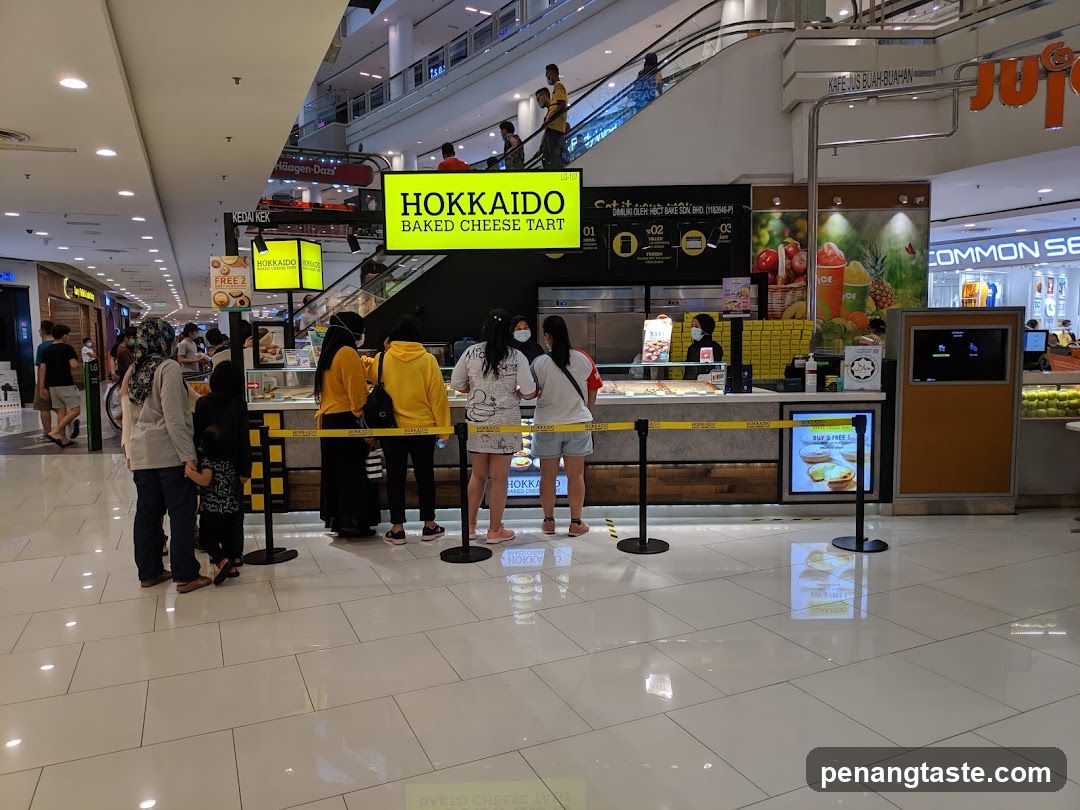 Hokkaido Baked Cheese Tart Stall in Mall