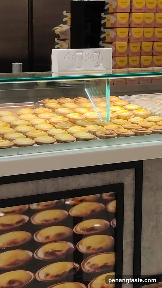 Egg Tart Display Case