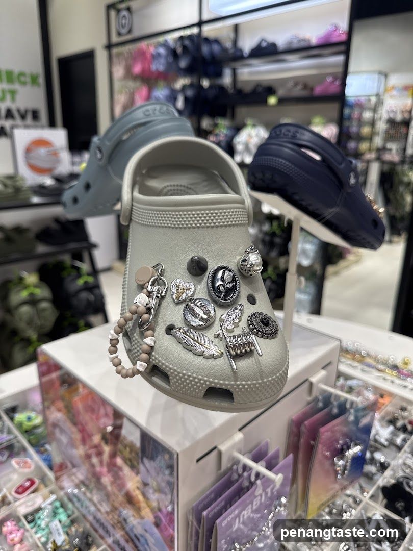 Crocs with Accessories Display