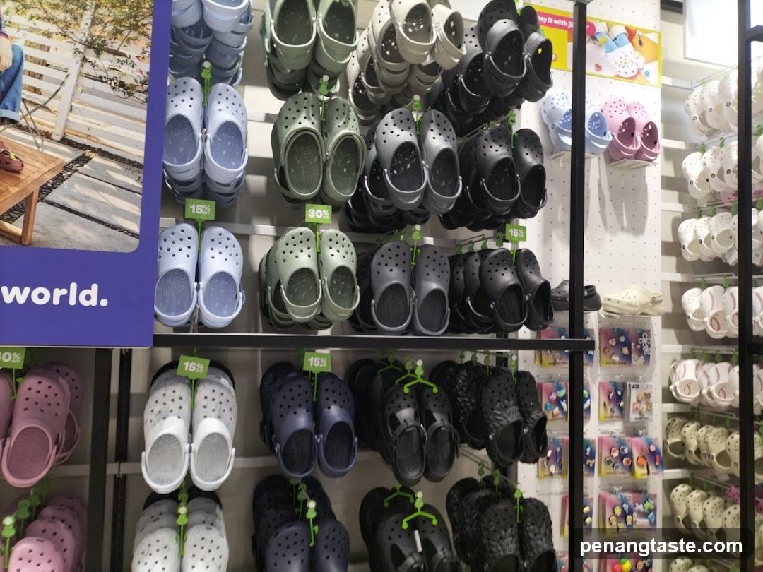 Crocs Shoe Display Rack