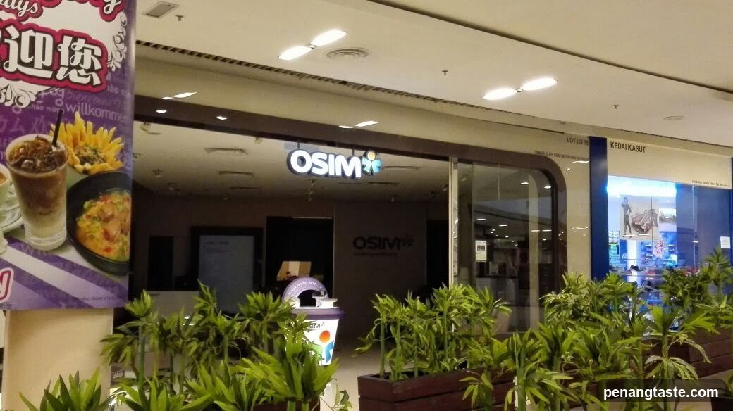 OSIM Storefront in Mall