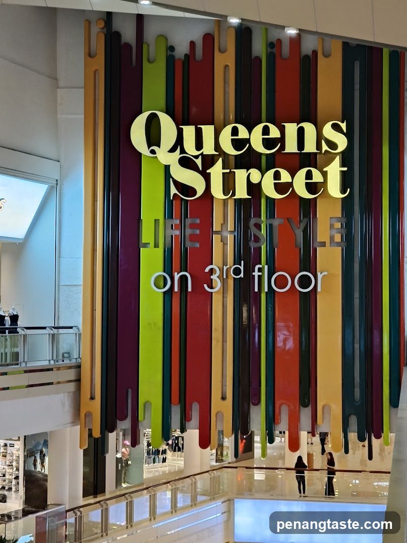 Queens Street Signage
