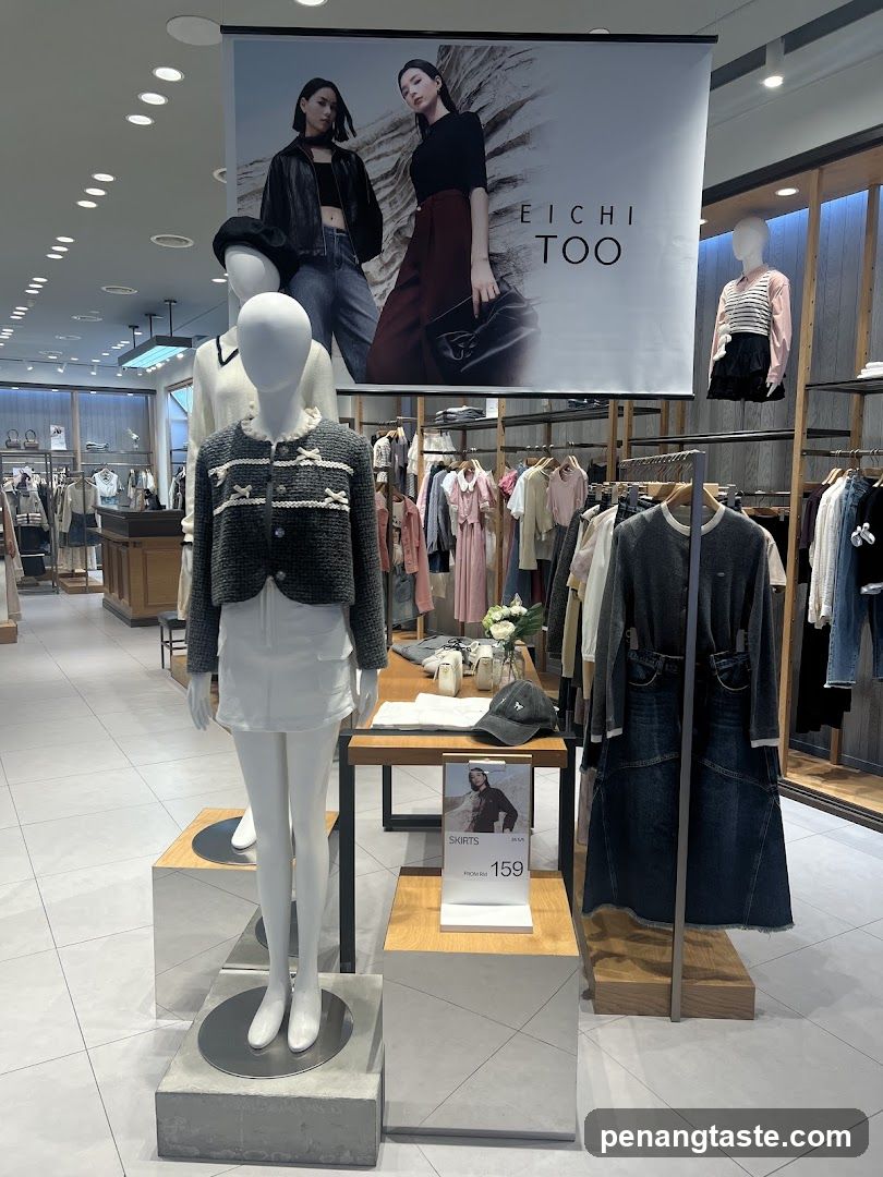 Eichi TOO Store Interior Display
