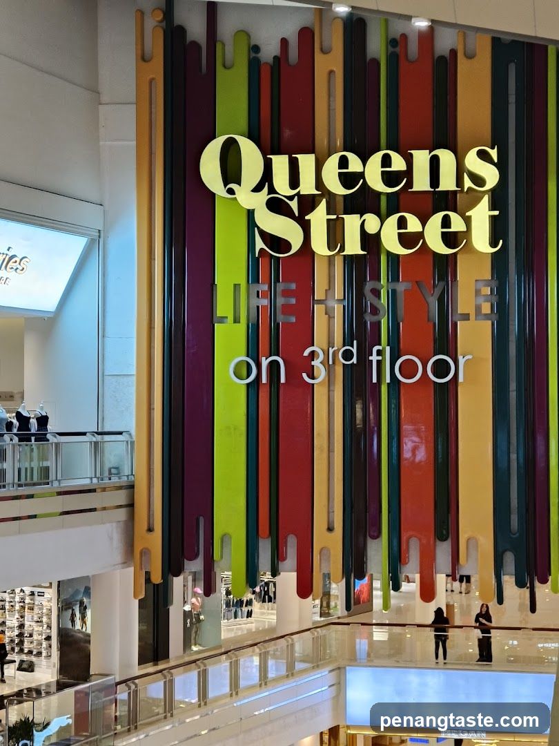 Queens Street Signage