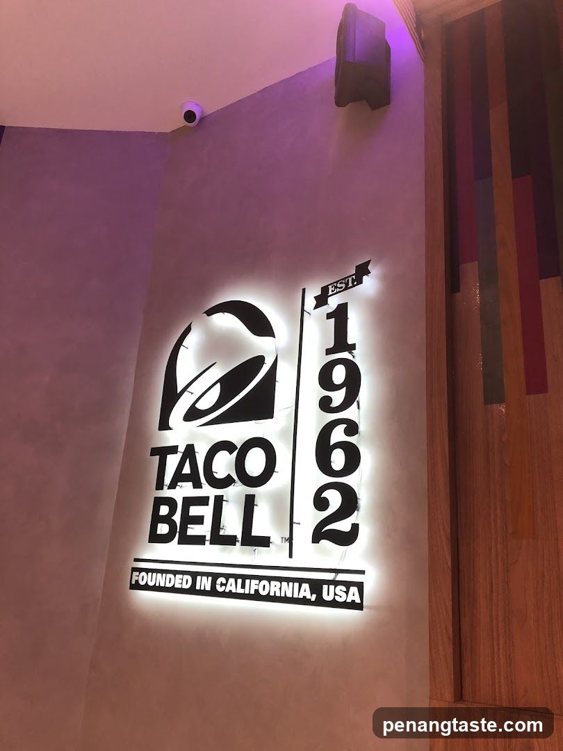 Taco Bell Signage