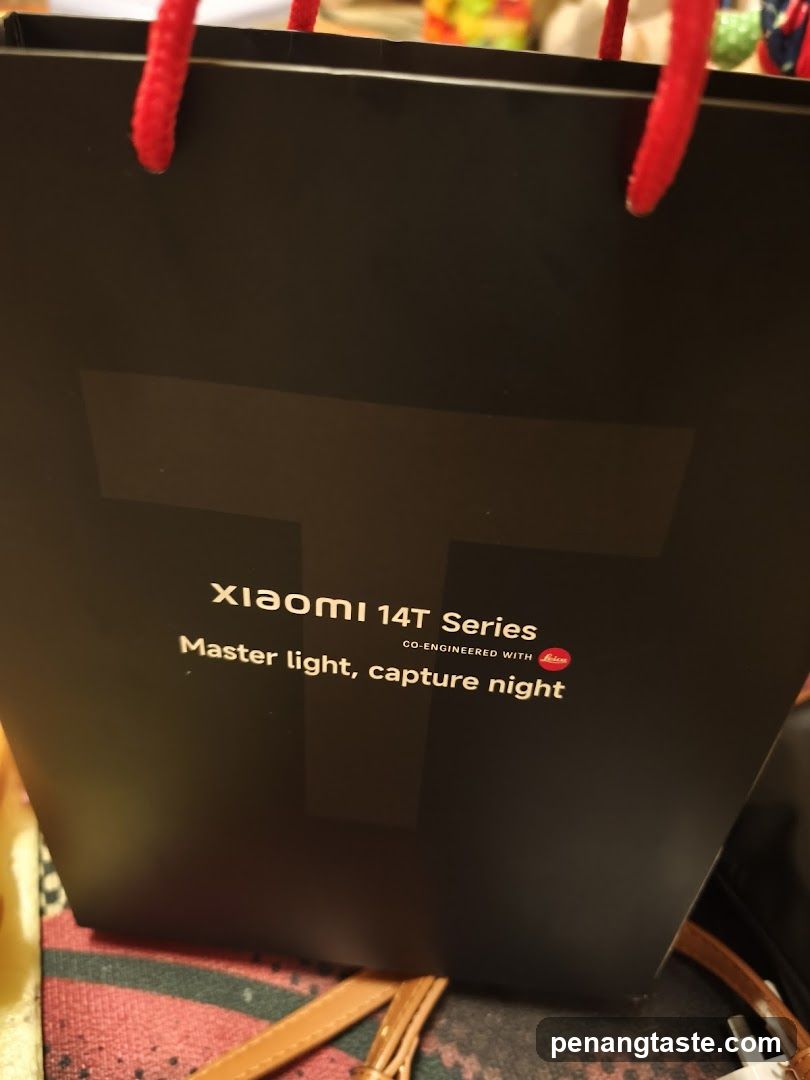 Xiaomi 14T Series Shopping Bag