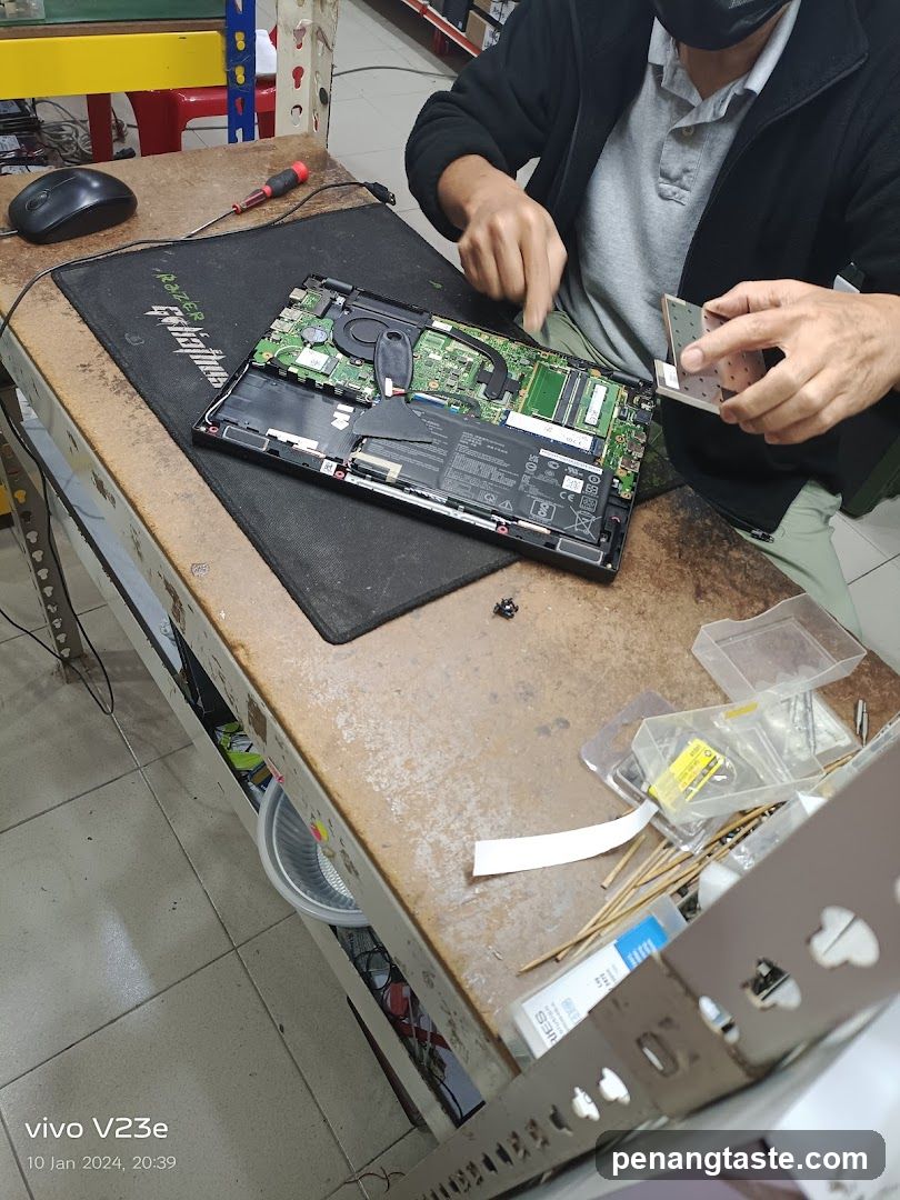 Laptop Repair Workshop Interior