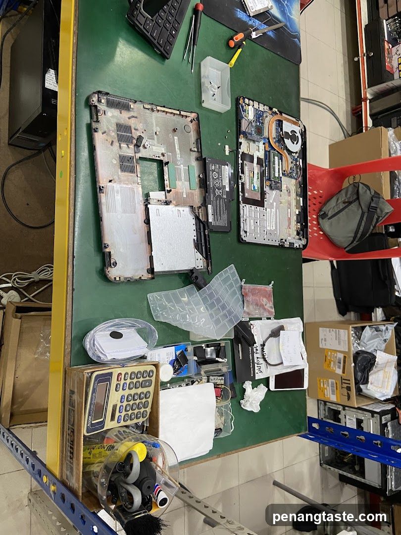 Laptop Repair Workbench