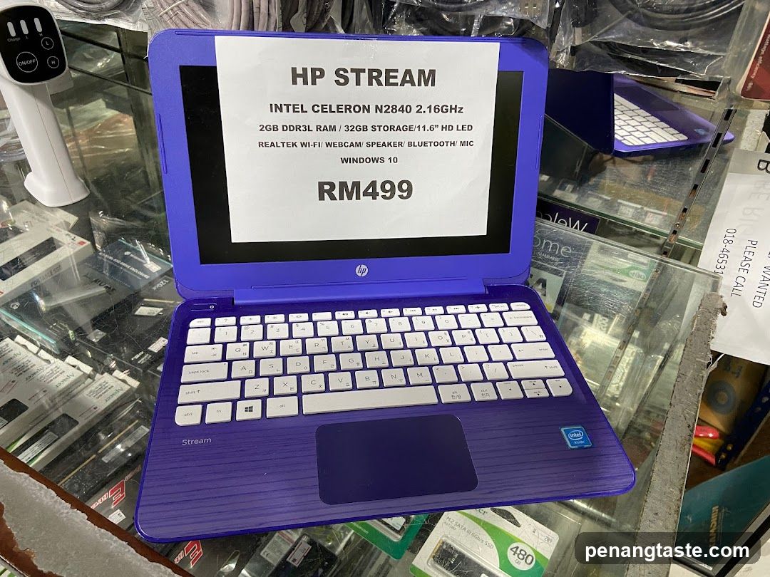 HP Stream Laptop Display